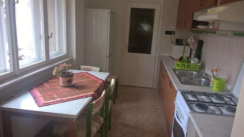 Apartman Lux Szeged Bilik gambar